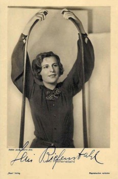   Leni Riefenstahl