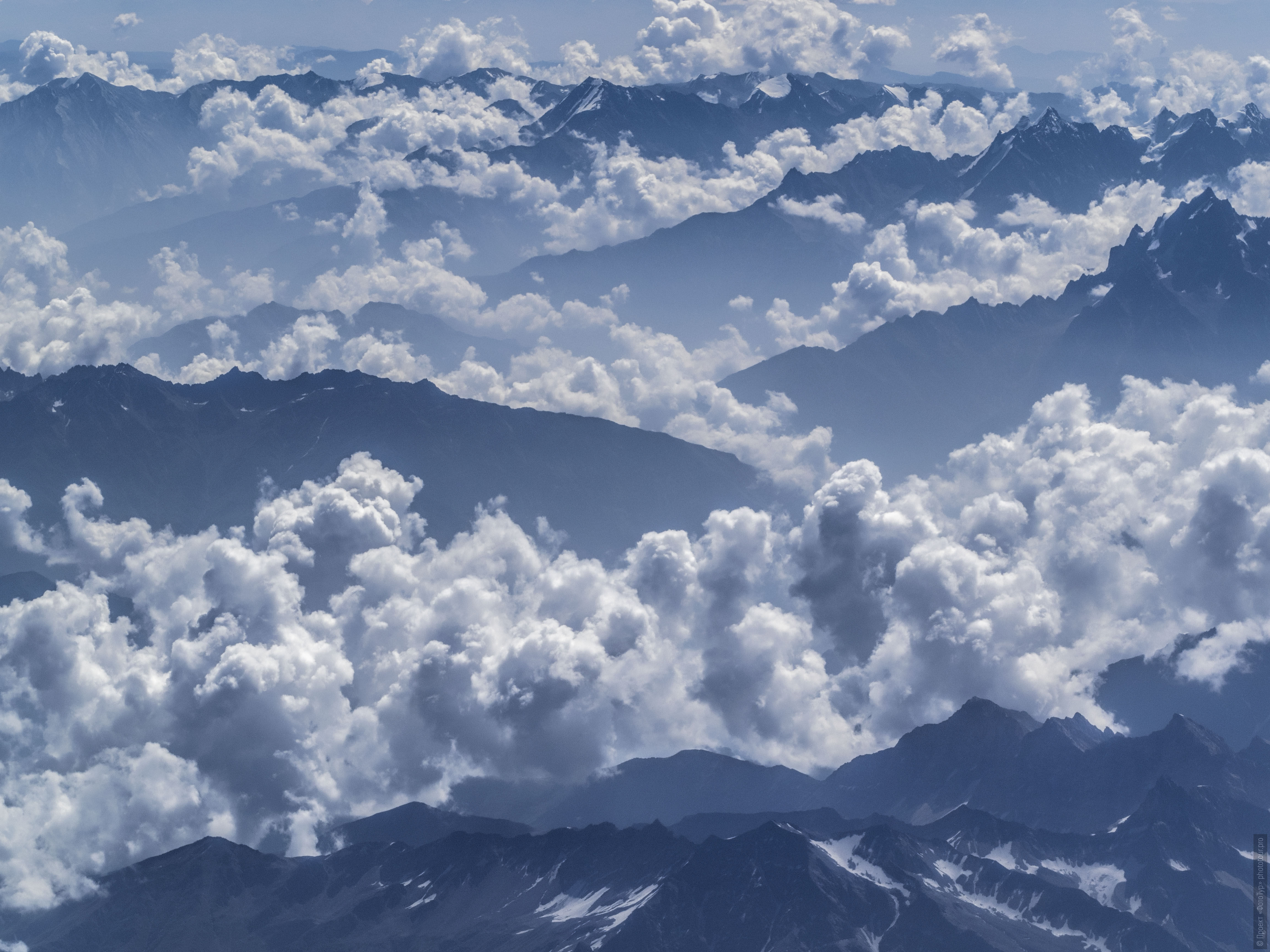 Mountain ranges of Ladakh. Phototour Incredible Himalayas-2: Tsam dance at Tiksei monastery + Tso Moriri lake, Ladakh, Tibet, 11.11.-20.11.2020.