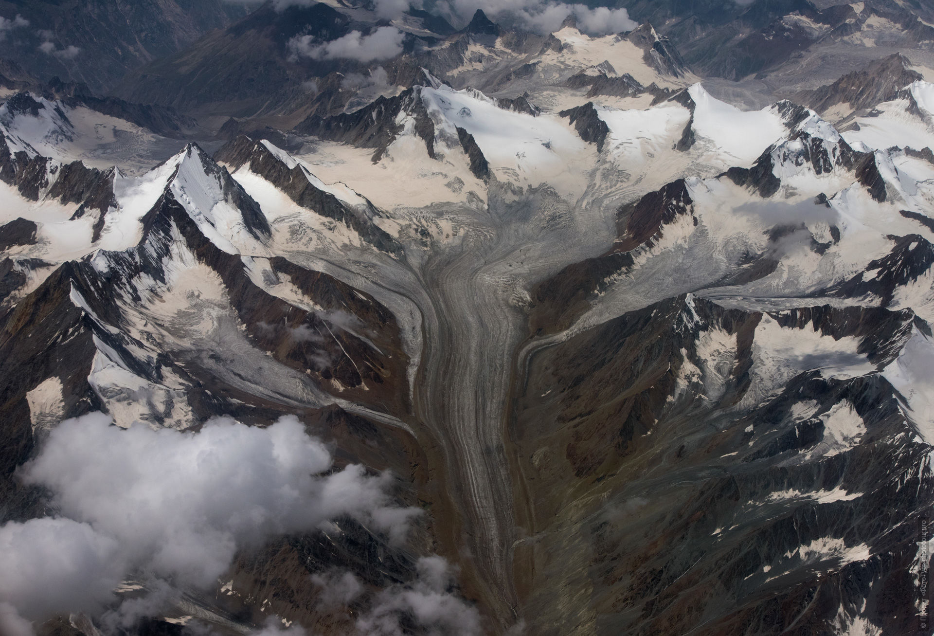 Flight Delhi - Leh, tours of Ladakh, the summer of 2019.