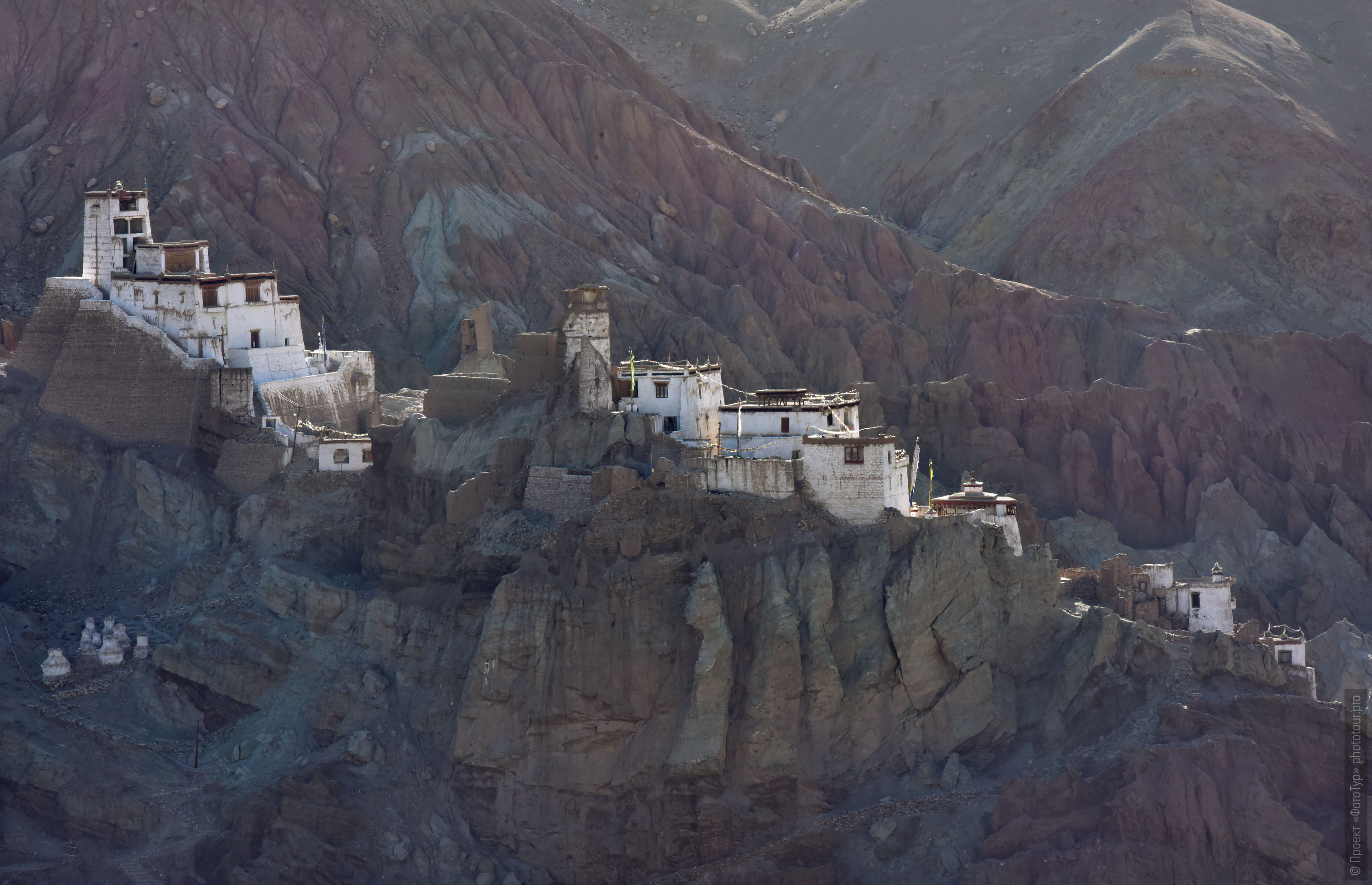 Buddhist monastery of Basgo Gonpa. Photo tour to Tibet for the Winter Mysteries in Ladakh, Stok and Matho monasteries, 01.03. - 03/10/2020