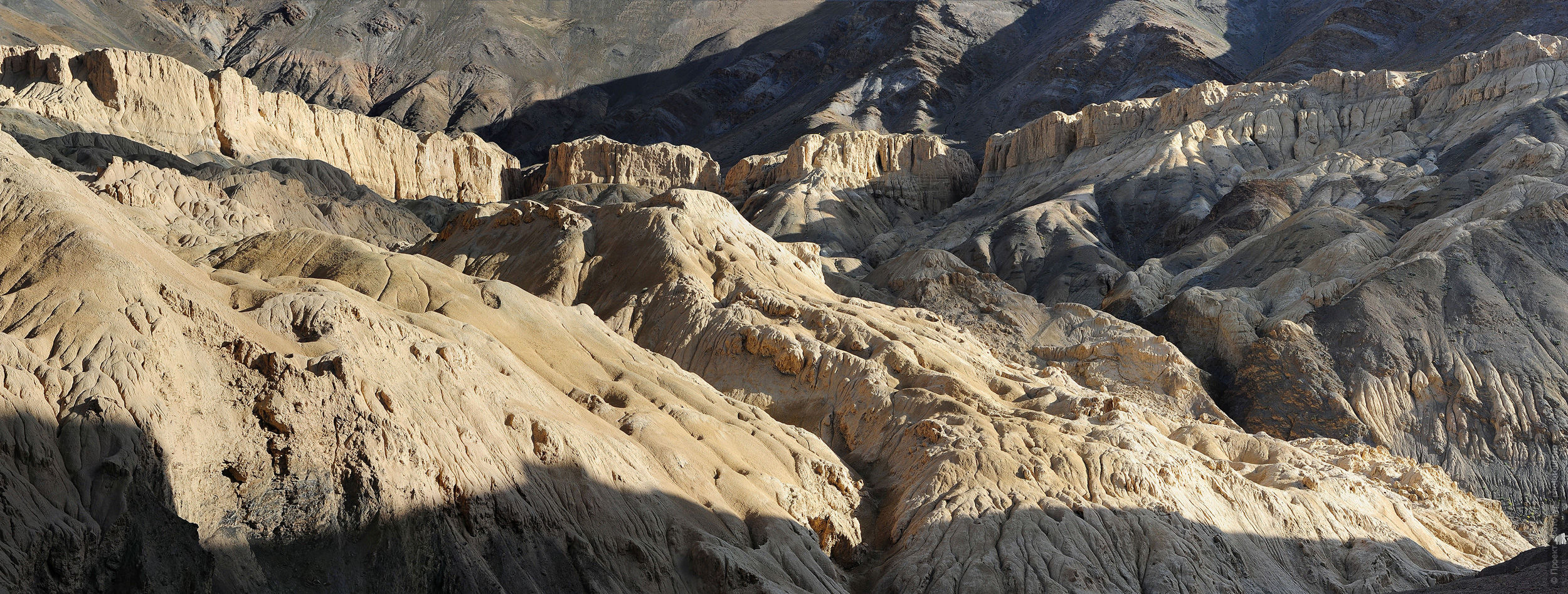 Landscapes of the Moon Earth, Lamayuru Valley, Ladakh. Phototour Incredible Himalayas-2: Tsam dance at Tiksei monastery + Tso Moriri lake, Ladakh, Tibet, 11.11.-20.11.2020.