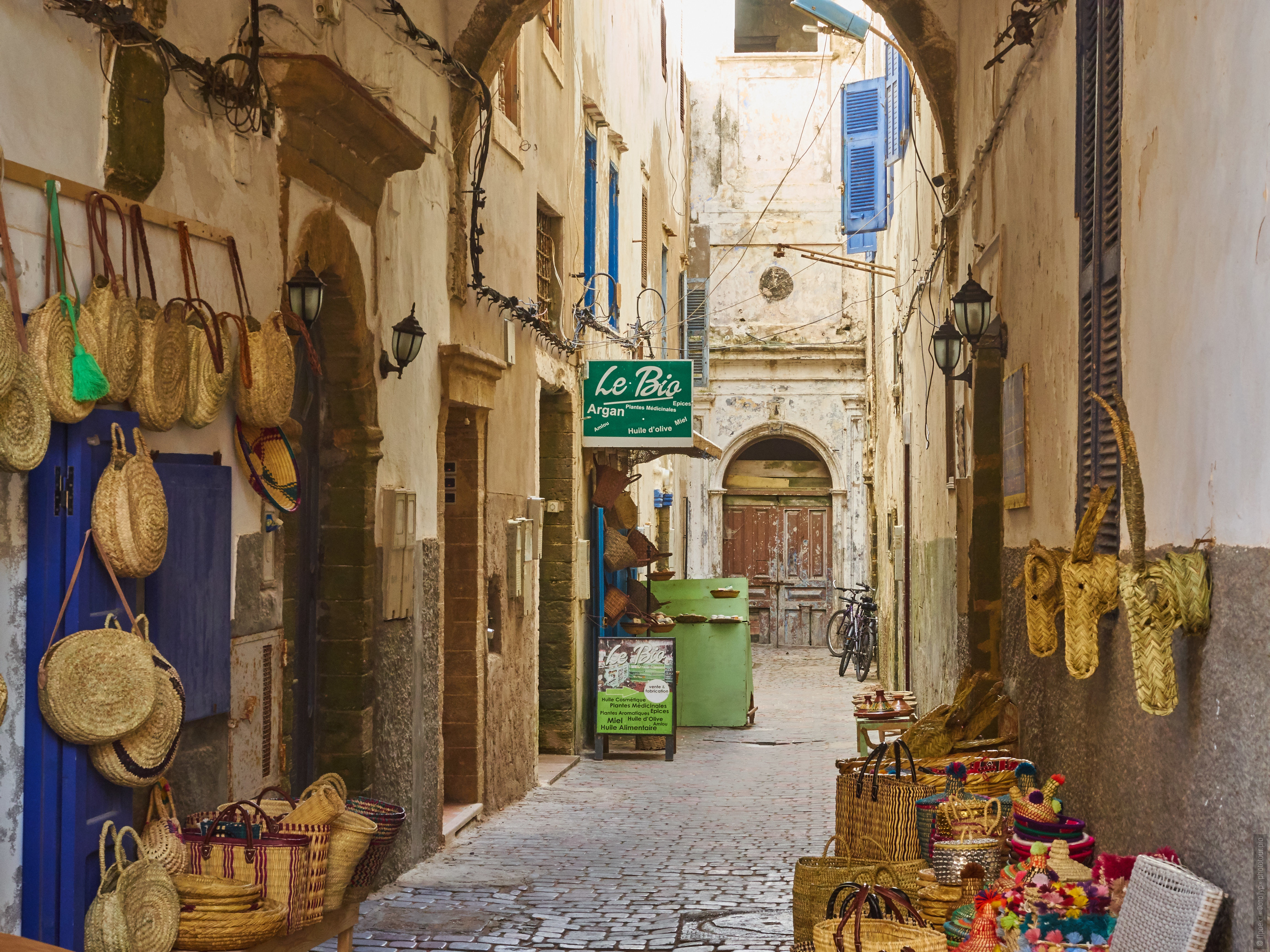 The narrow streets of Essaouira. Adventure photo tour: medina, cascades, sands and ports of Morocco, April 4 - 17, 2020.