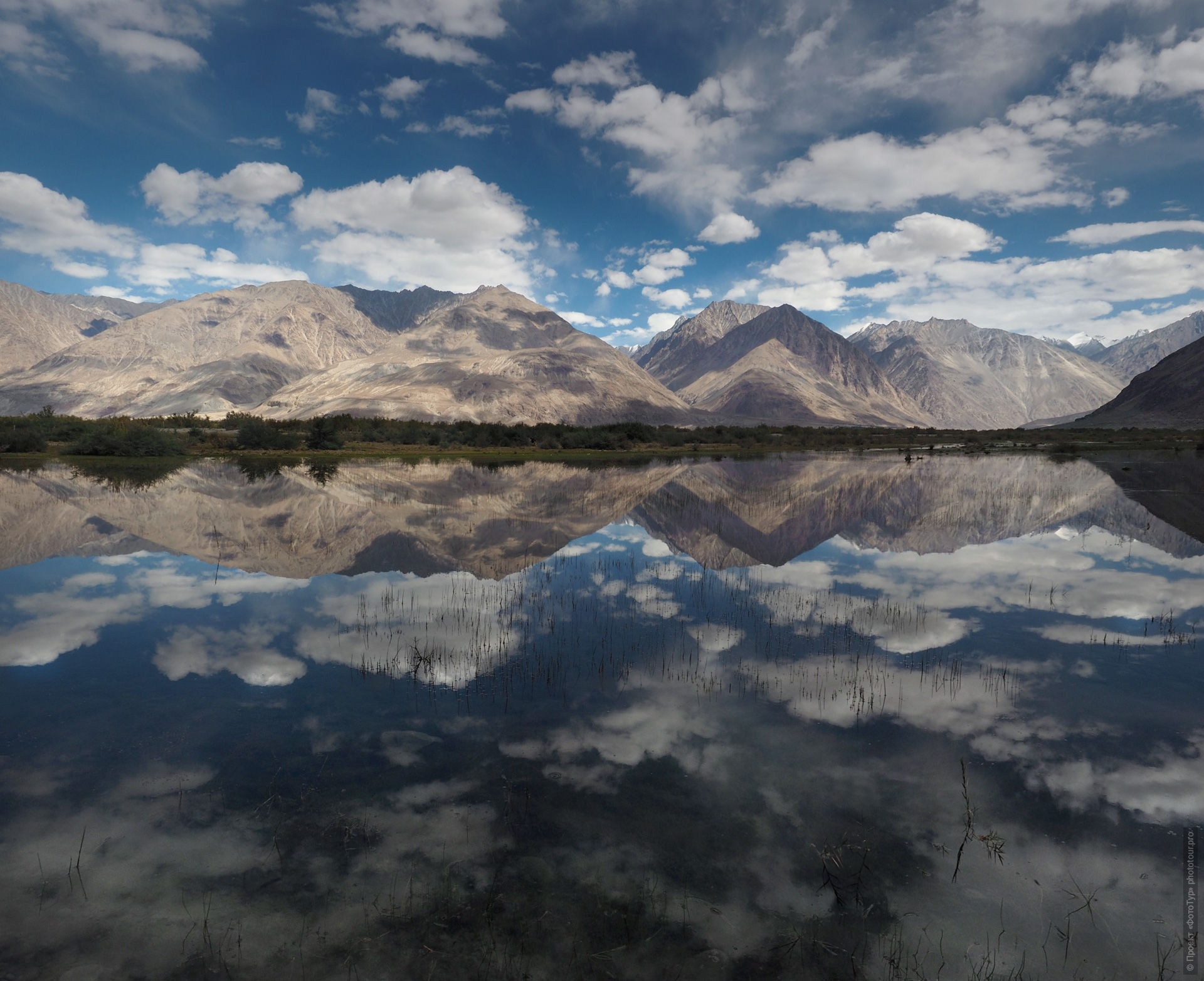 Evening landscape in Nubra valley, Ladakh, Northern India. Photo tour through the valleys of Ladakh and Nubra, October 2023.