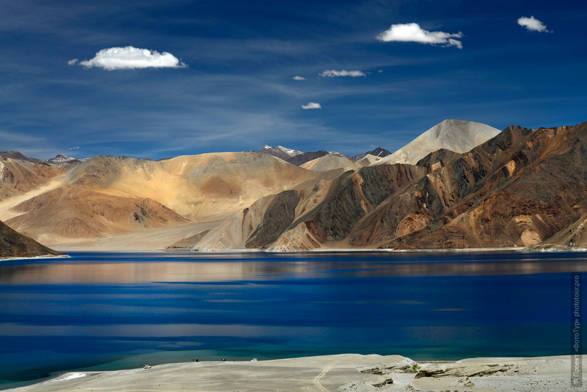 Photo tour Tibet Lakes: Pangong, Tso Moriri, Tso Kar, Tso Startsapak, 27.06. - 08.07.2018.