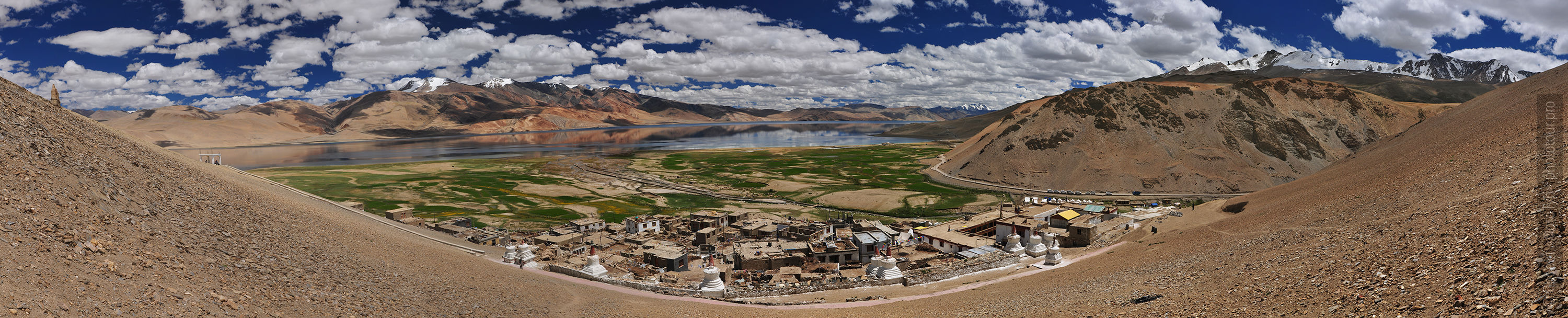 The village of Karzok. Photo tour / tour Tibet of Lake-1: Pangong, Tso Moriri, Tso Kar, Tso Chiagar, Dance of Tsam on Lake Pangong, 08.07.-17.07.2022.