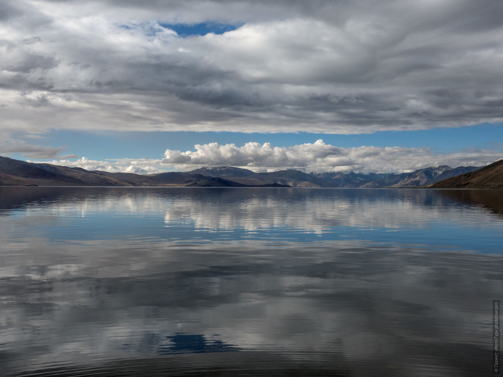 Lake Tso Moriri, Ladakh. Photo tour / tour Tibet of Lake-1: Pangong, Tso Moriri, Tso Kar, Tso Chiagar, Dance of Tsam on Lake Pangong, 08.07.-17.07.2022.